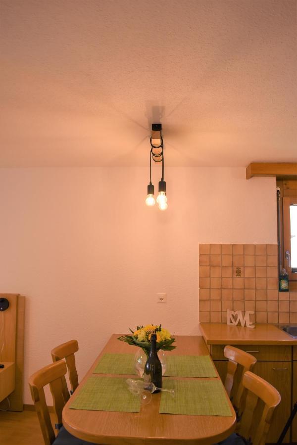 Appartementhaus Crystal Tasch Bagian luar foto