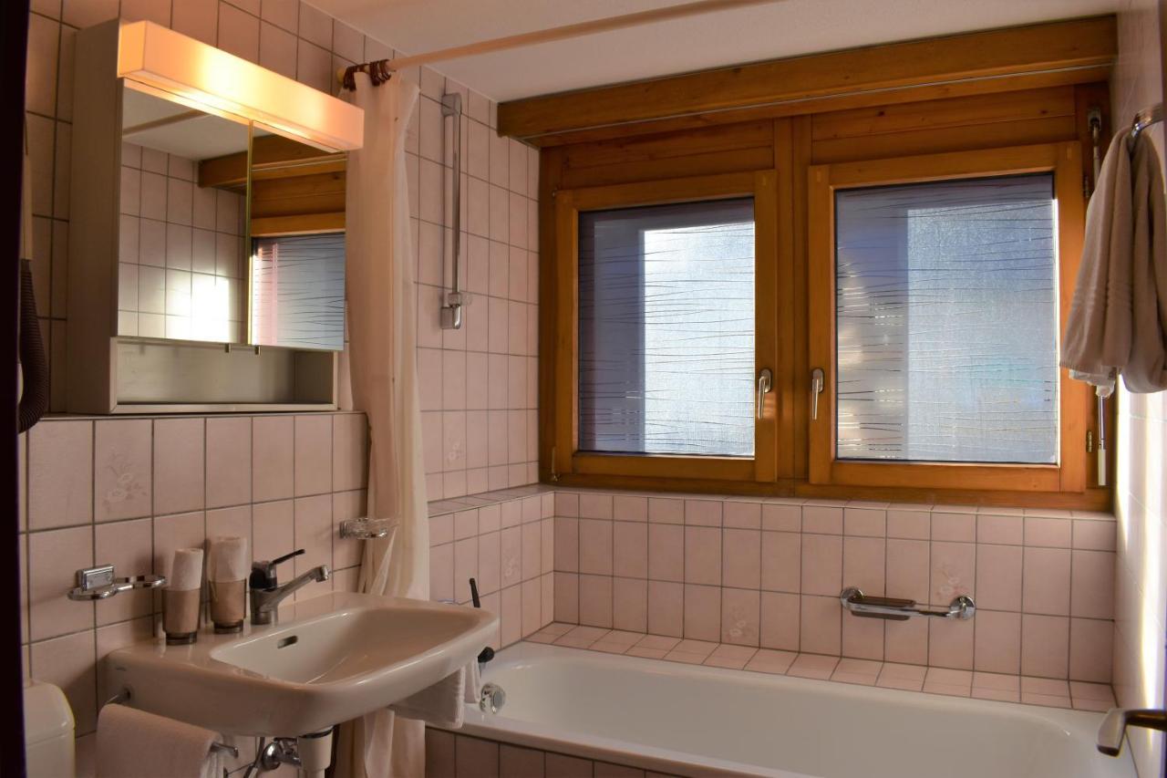 Appartementhaus Crystal Tasch Bagian luar foto